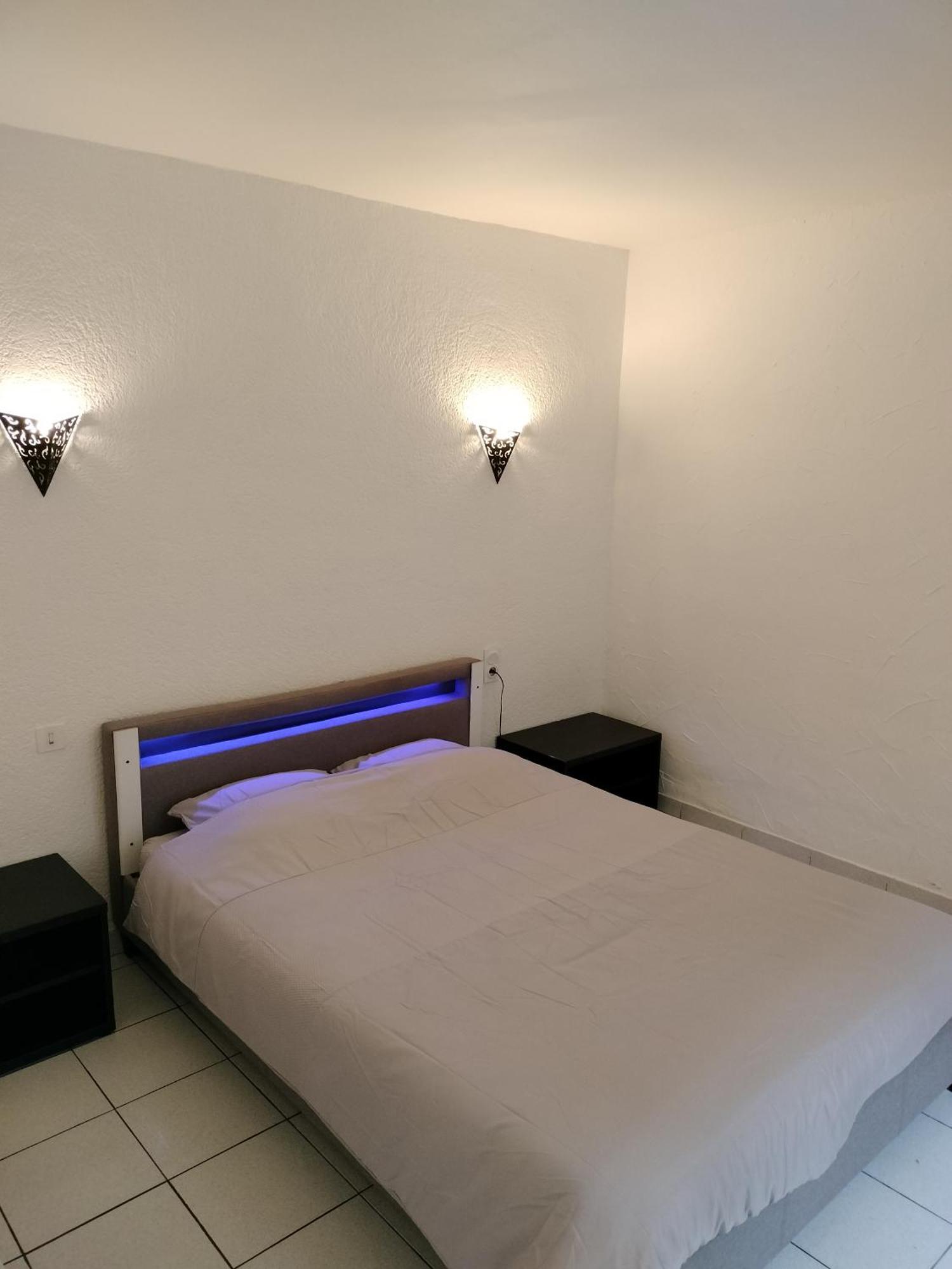 Appartement Cosy Avec Patio En Rdc Perpignan Exterior photo